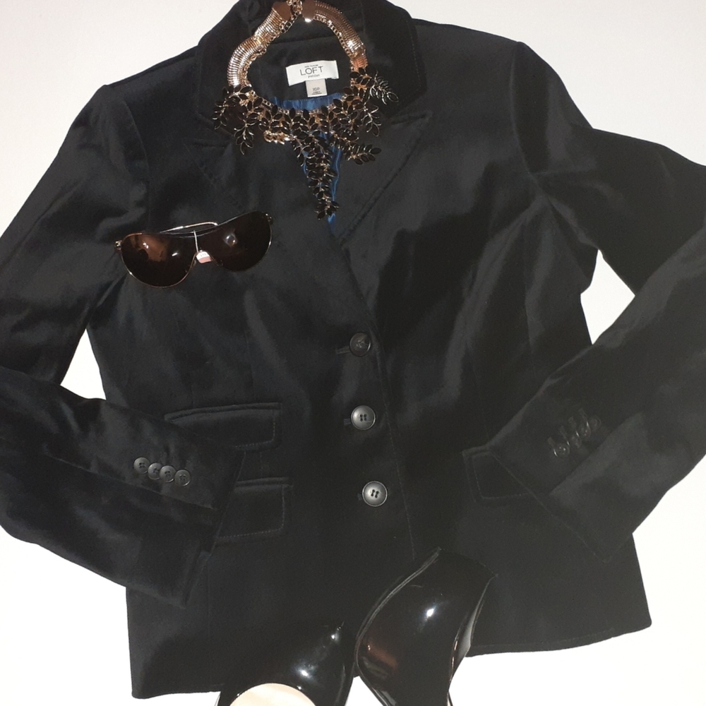 Ann Taylor LOFT Black Velvet Blazer